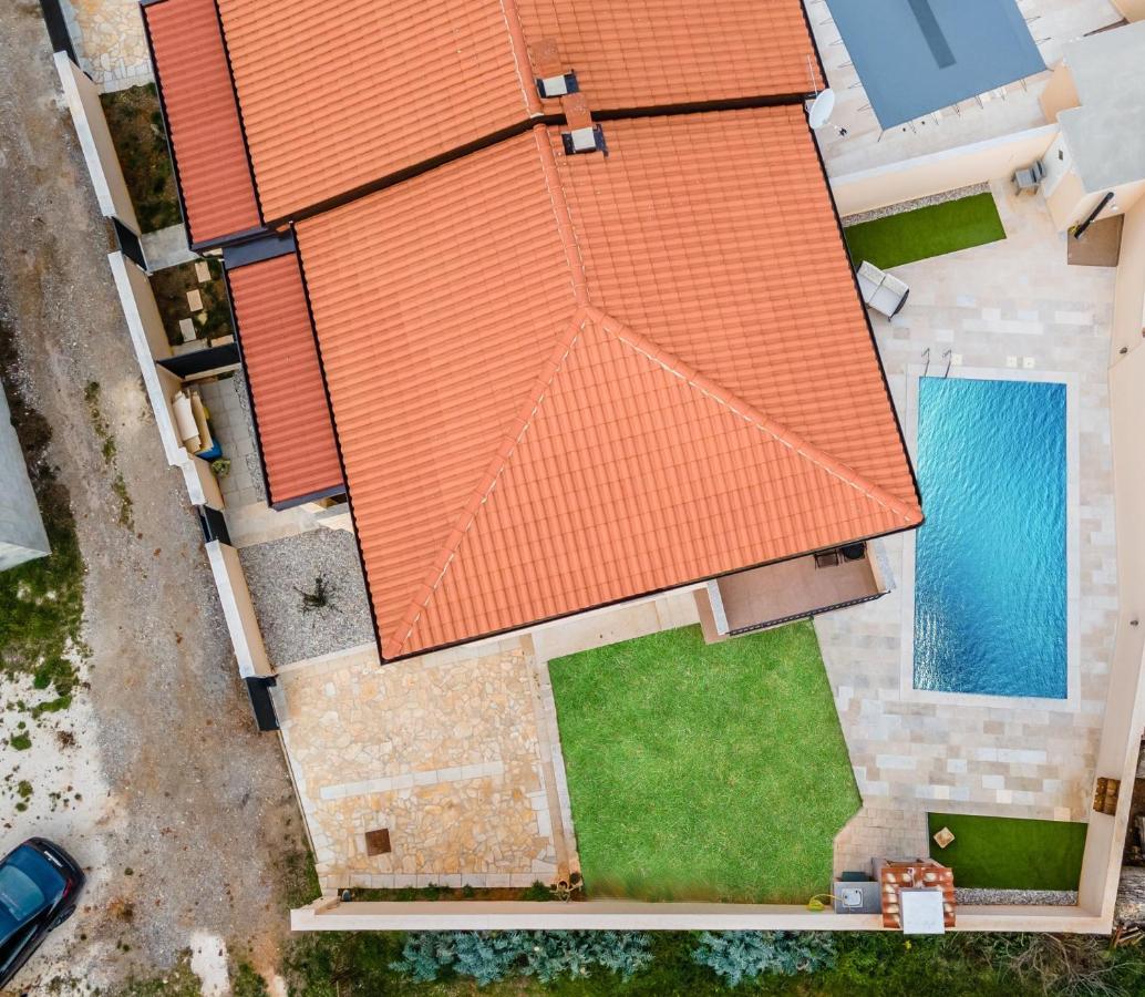 Villa Queen Jelena Galizana Exterior photo